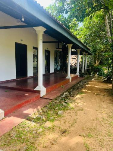 Pallebedda House | Sanhinda Royal Village