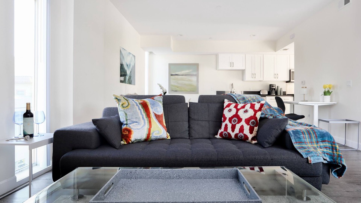 Pasadena Apartment | Sanitized Boutique Studio in the Heart of Pasadena