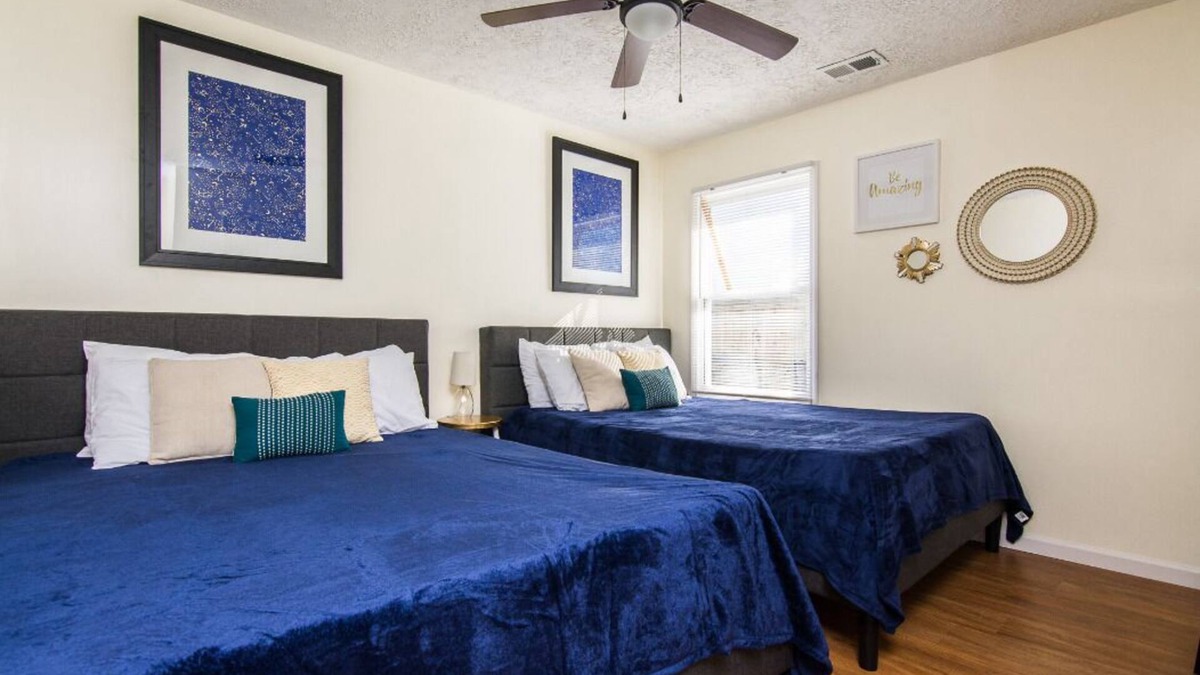 Greenwood House | Sanitized Spacious East Nash Apt! Walk to Top Restaurants!