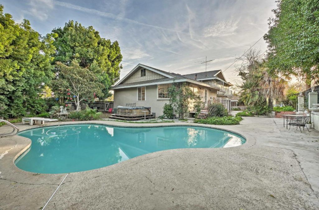 North Tustin House | Santa Ana Home with Pool, 15 Minutes to Disney!