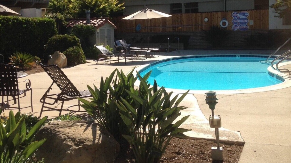 Upper East Condo | Santa Barbara Luxury Upper East Condo