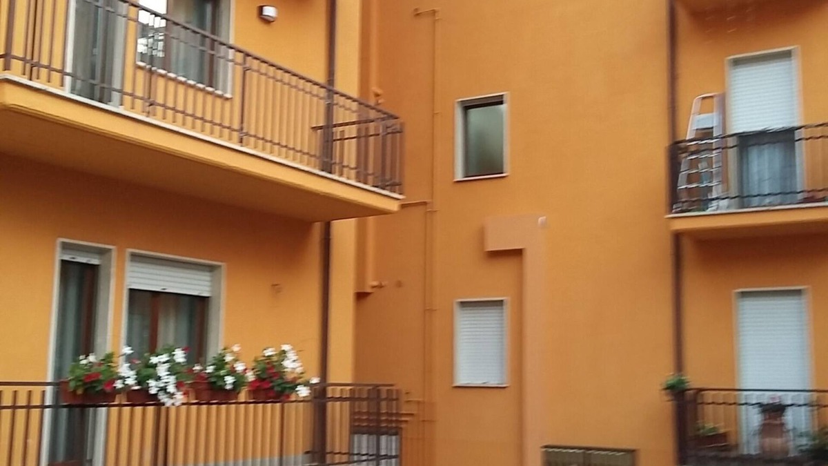 L'Aquila Apartment | Santa Barbara studio apartment in via Aveia N ° 4