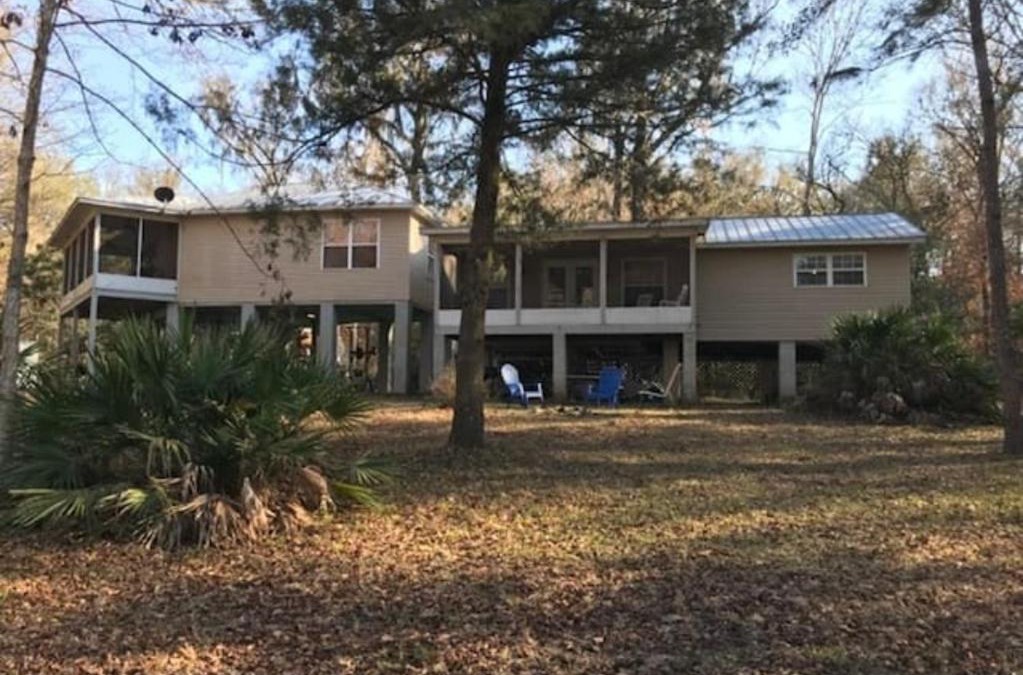 Branford House | Santa Fe Landing Close Ichetucknee & Ginnie Springs