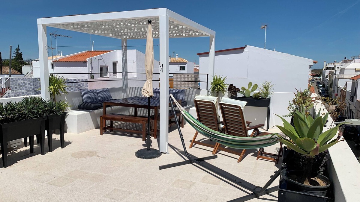 Santa Luzia House | SANTA LUZIA Townhouse | 2 Bedrooms | Terrace | BBQ