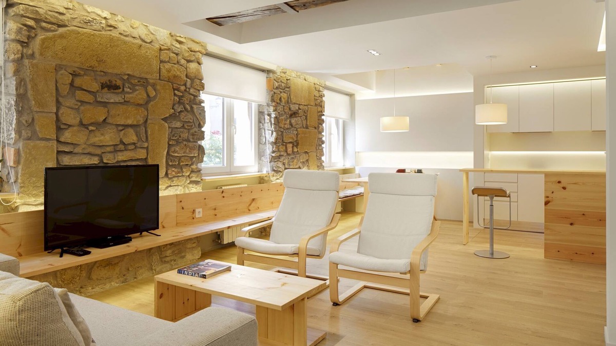 Old Town Apartment | Santa María by FeelFree Rentals