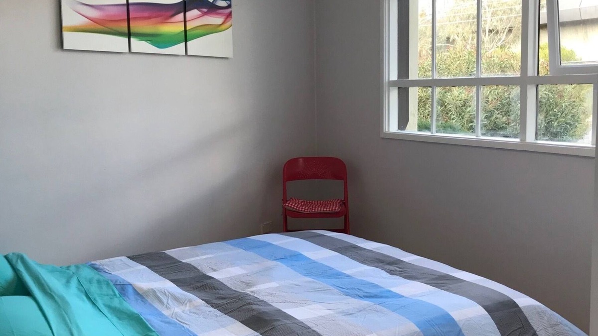 Carnegie Apartment | Santa Monica apartment