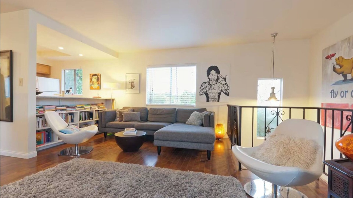 Mar Vista Apartment | Santa Monica top floor pad