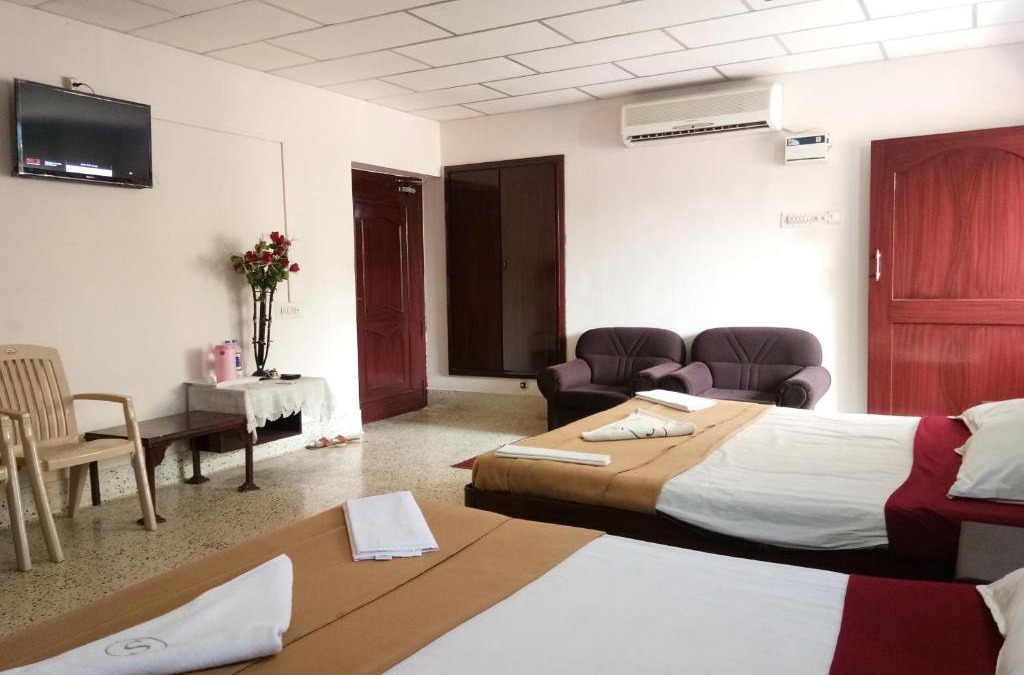 Kanyakumari Cabin | Santhi Residency
