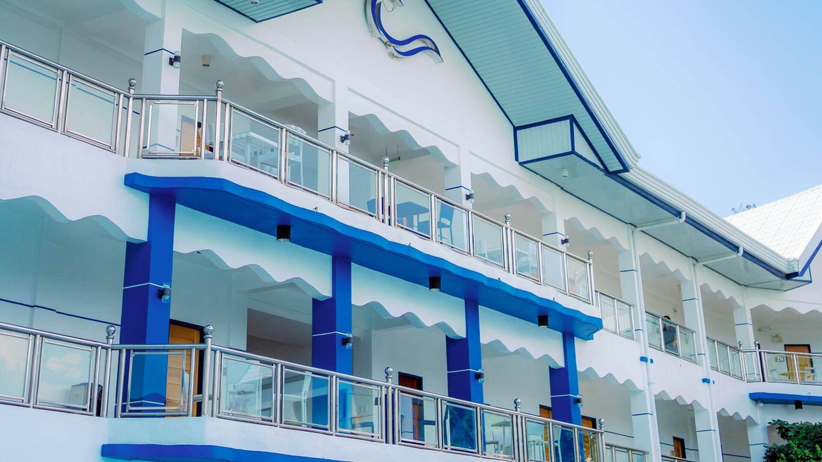 Santiago Hotel | Santiago Cove Hotel and Restaurant