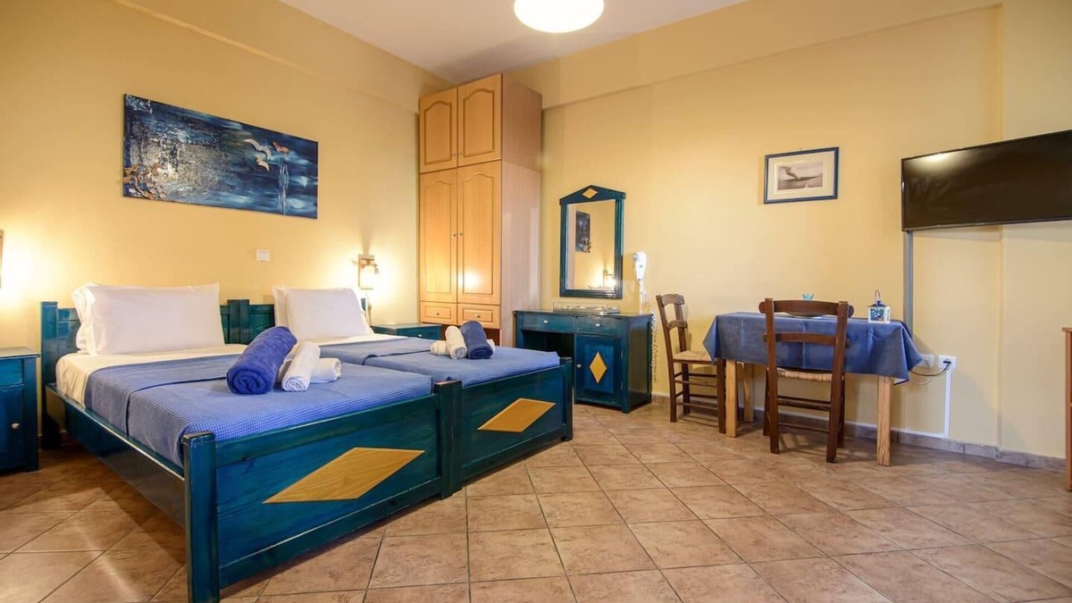 Megalochori Apartment | Santorious Cavehouse