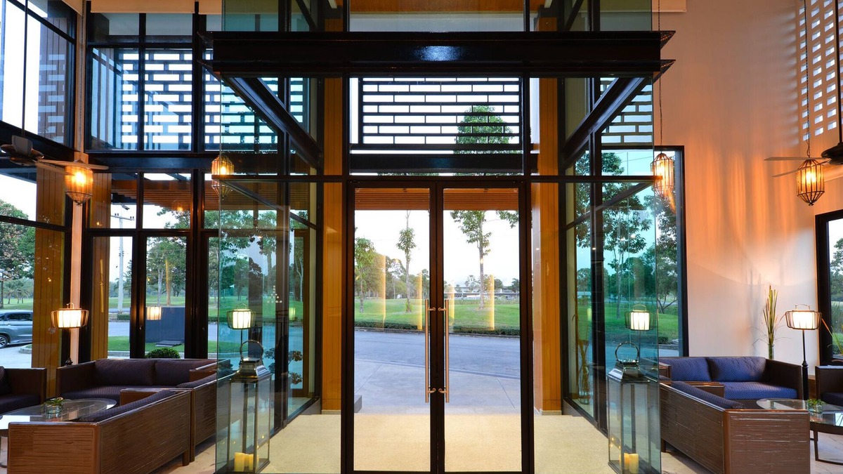 Bang Nam Prieo Hotel | Sappaya Hotel by Lotus Valley Golf Resort