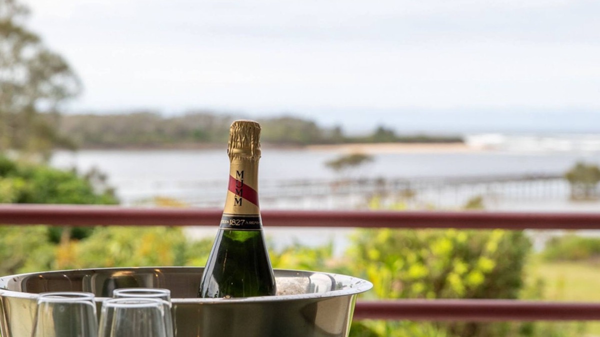 Urunga House | Sapphire Magic - Stunning waterfront retreat in the picturesque town of Urunga.