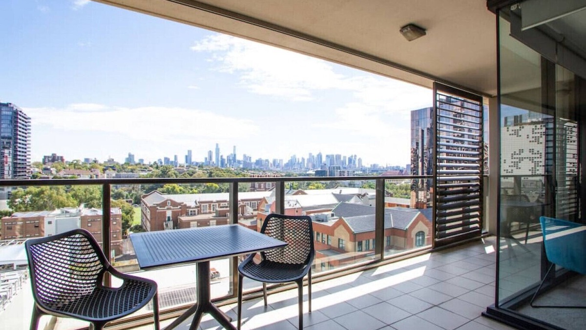 South Yarra Condo | Sapphire of South Yarra - two bedroom condominium