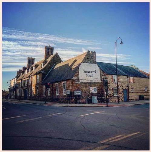Towcester Hotel | Saracens Head Hotel by Greene King Inns