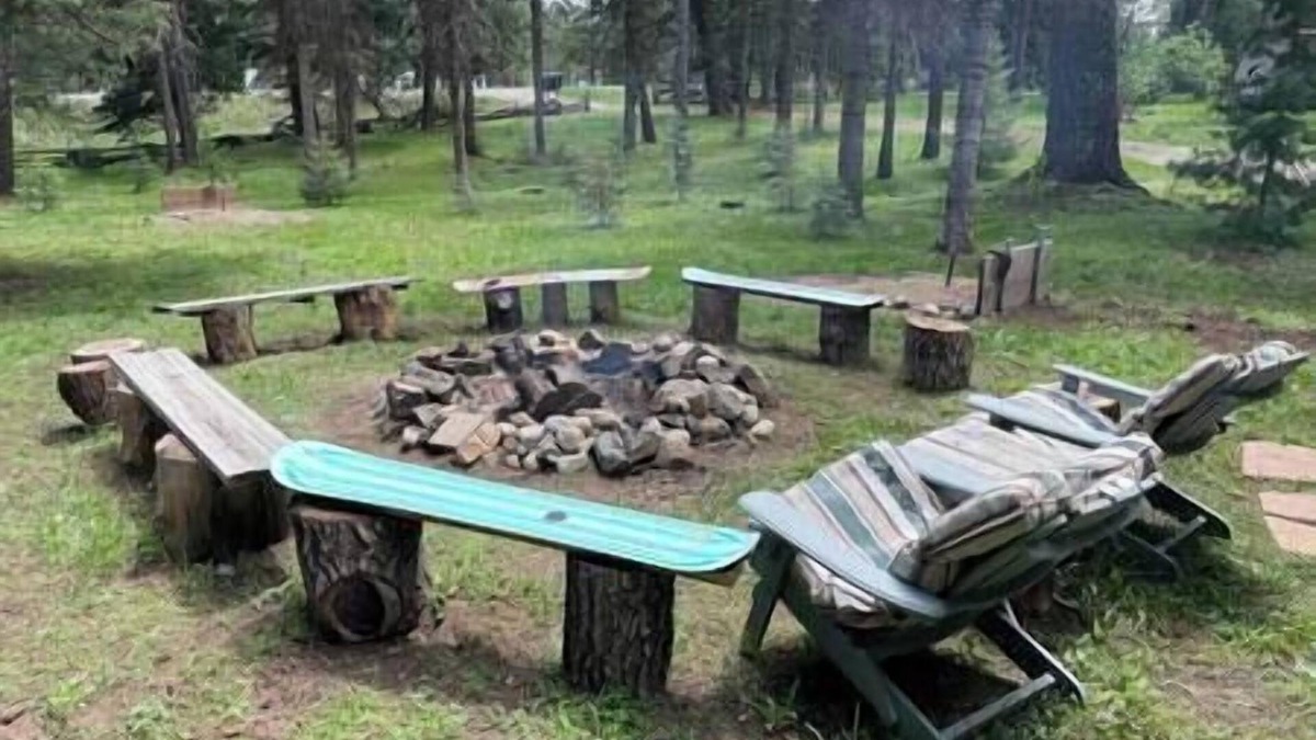 Tamarack Resort House | Sarah's Cabin Getaway- 1/2 mile to Tamarack