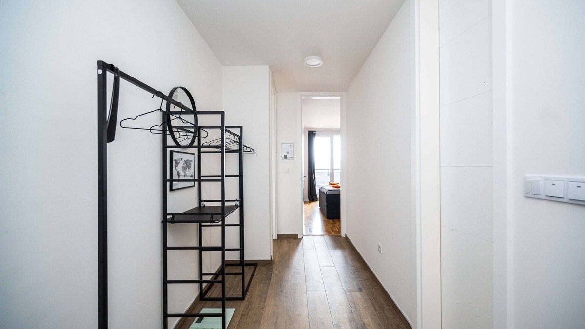 Novo Sarajevo Apartment | Sarajevo Tower 24th floor free parking apartment 2P