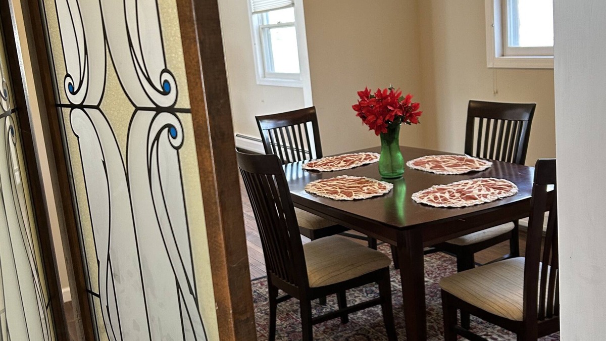 Rotterdam Junction House | Saratoga county home