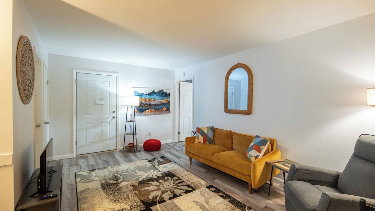 Ballston Spa House | Saratoga Springs Comfort Near Race Course