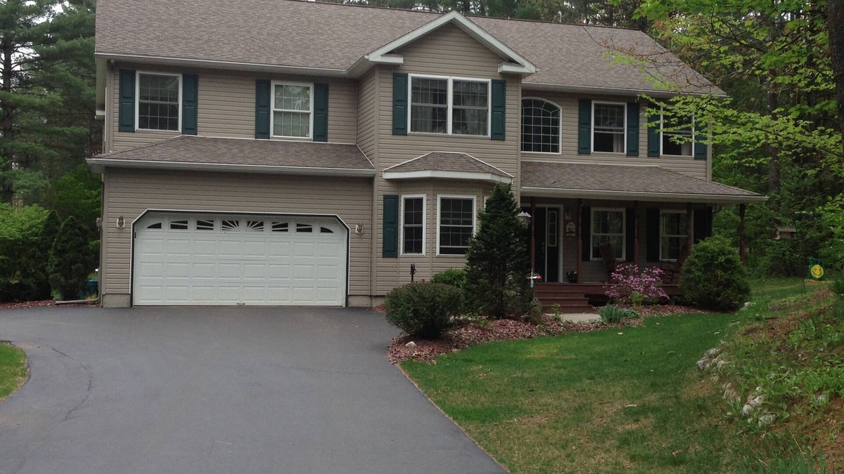 Gansevoort House | Saratoga Springs Track Rental, SPAC, Belmont @ Saratoga!, ADK Balloon Festival