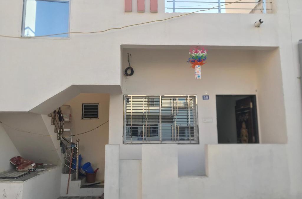 Rajpipla Apartment | SARDAR HOME STAY