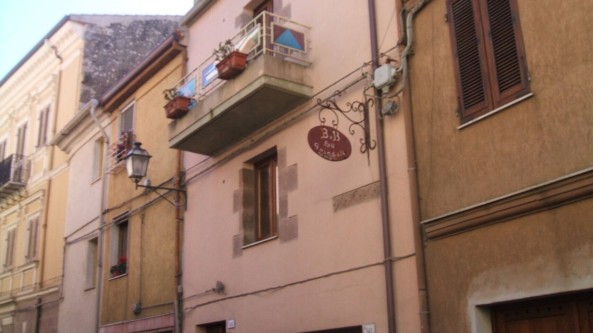 Villanova Monteleone Apartment | Sardengna authentic between sea hill and lake