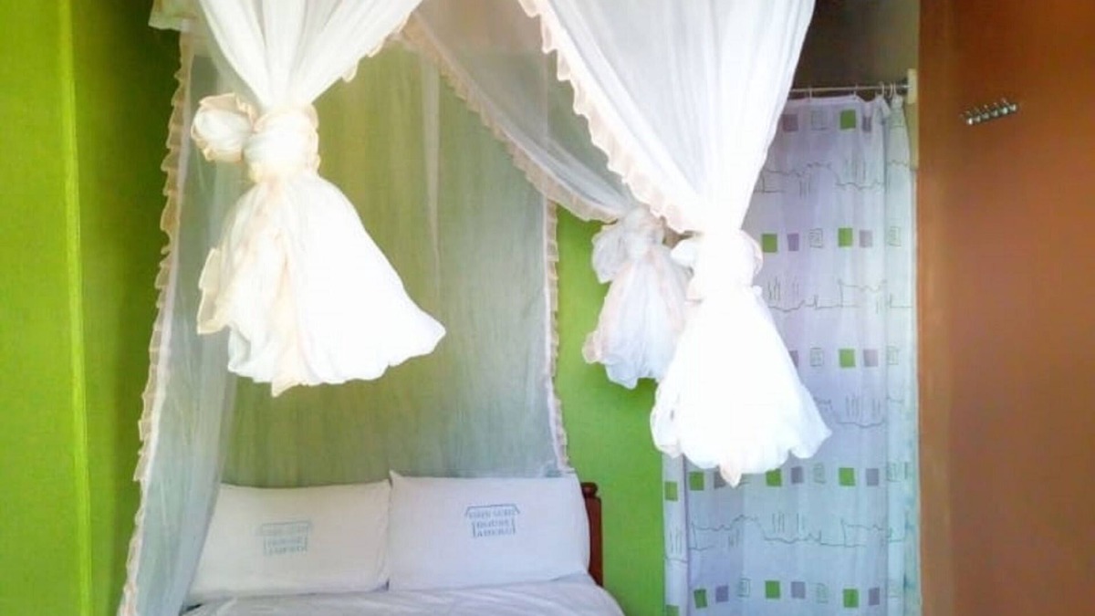 Ahero Hotel | Sareh Guest House