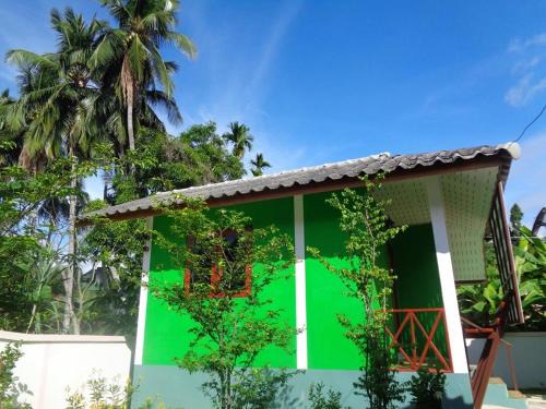 Chong Kham House | Sarm Mork Guest House