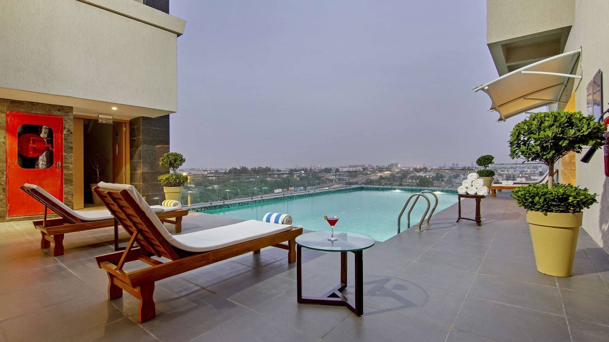 Sonepat Hotel | Sarovar Portico Sonipat