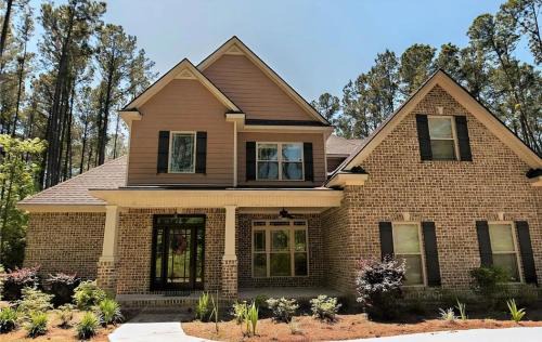 Fleming Villa | SASA Deer Lodge Superb 6-bedroom house with AC