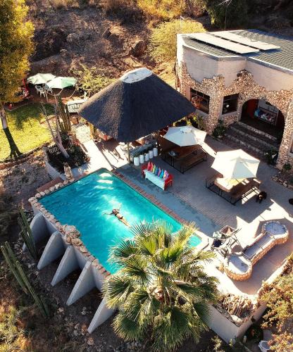 Outjo Cabin | Sasa Safari Camp & Tours