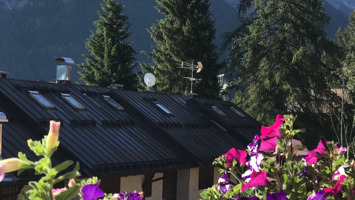 Folgarida Apartment | Sasso Rosso Apartment with Alps View