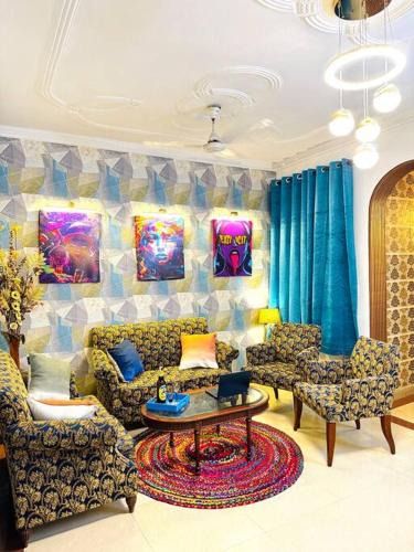 New Delhi Apartment | Sassy by Ikhomes 2BHK Apartment New Delhi