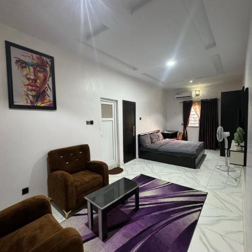 Amuwo Odofin Apartment | SATELLITE APARTMENT The Classic Studio 4