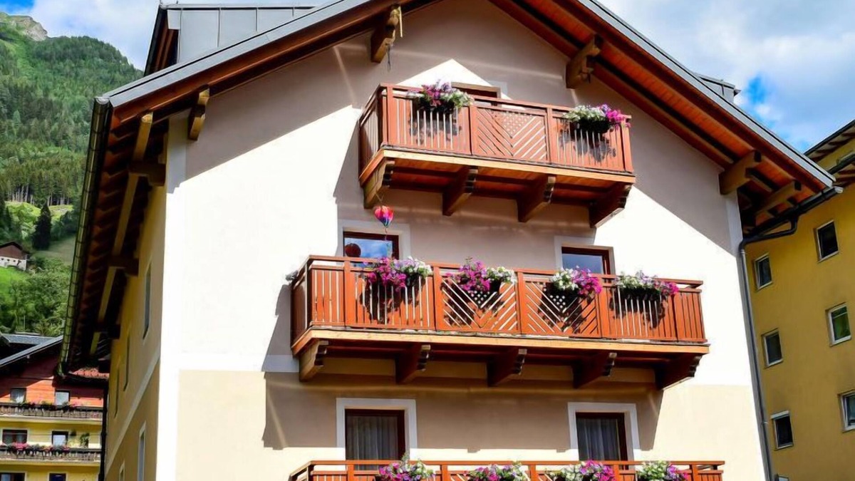 Bad Hofgastein Apartment | Sattlerweg by Interhome