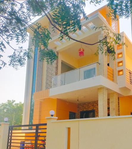 Akalkot House | Saurabh Guest House, Akkalkot