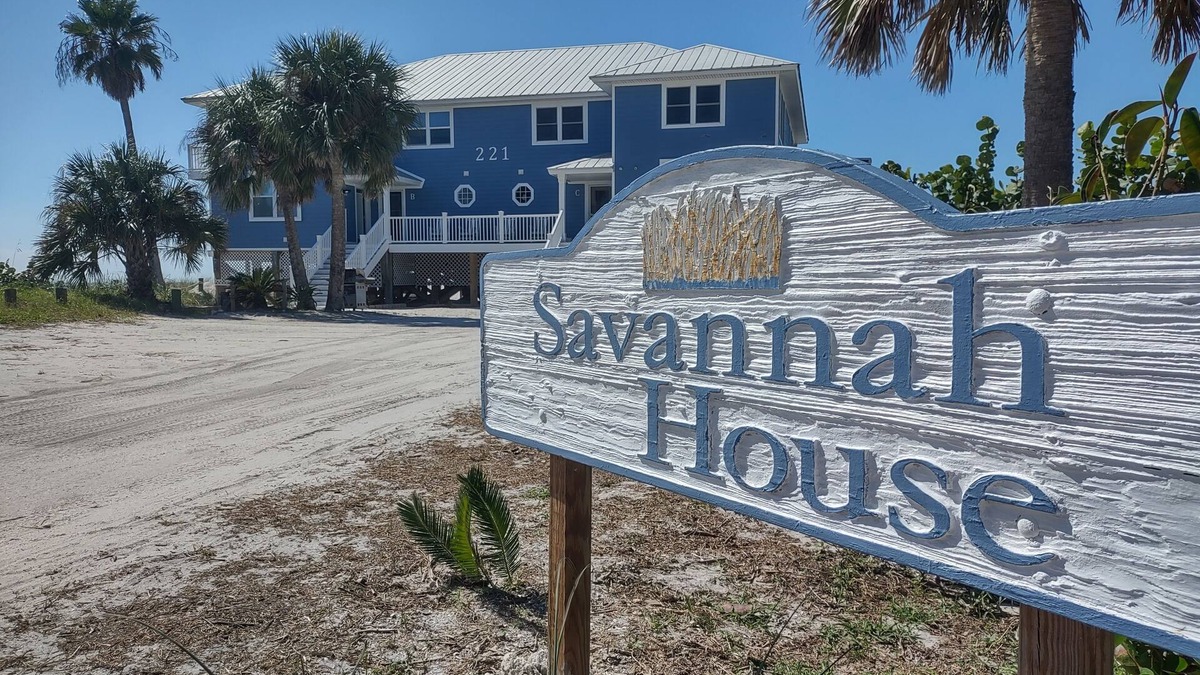 Palm Island Condo | Savannah House "B" 2 Bedroom 2 1/2 Bath on the Beach!