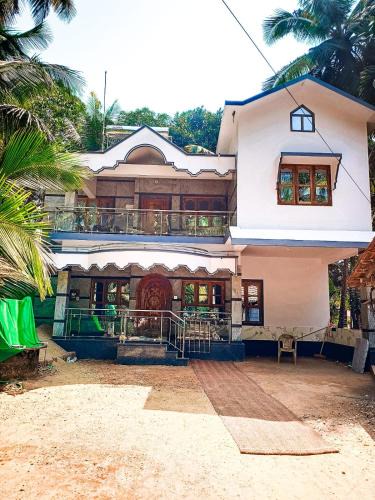 Murudeshwara House | Savion Homstay