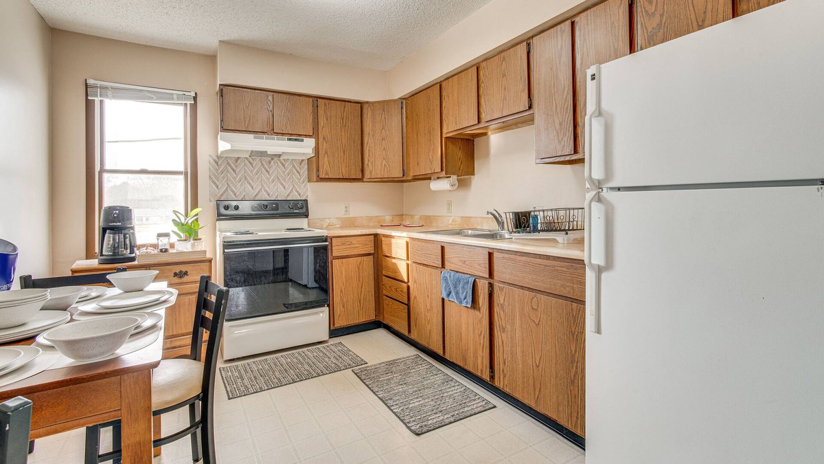 Savoy Apartment | Savoy Apartment ~ 4 Mi to University of Illinois!