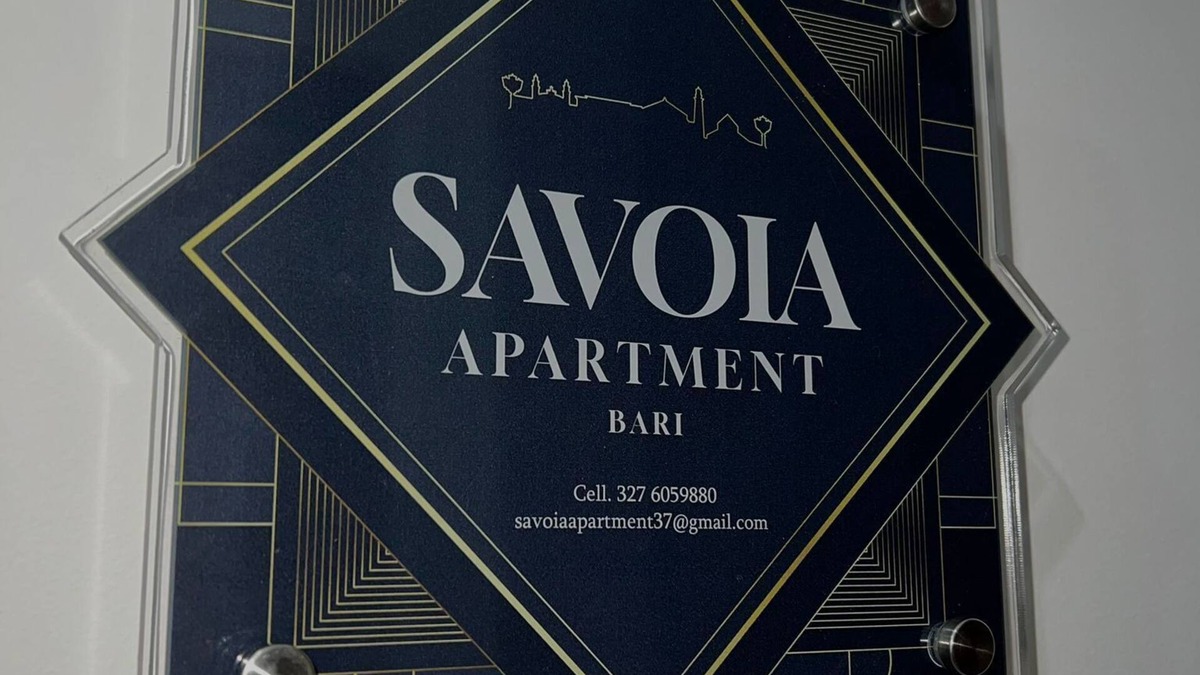 Municipio 2 Apartment | Savoy Apartment