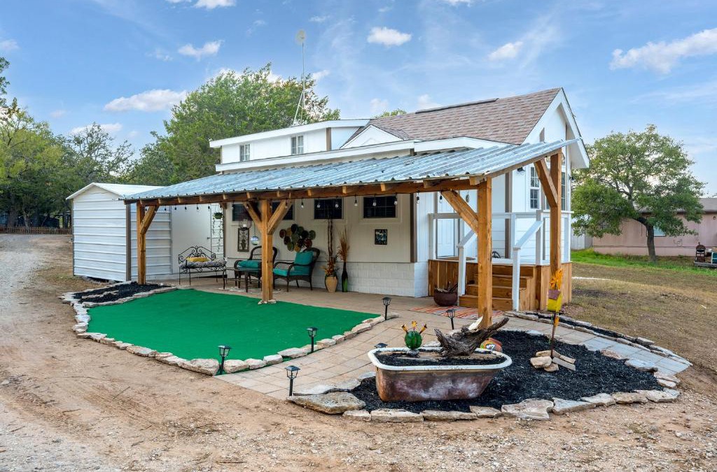Fredericksburg House | Sawmill Cottage