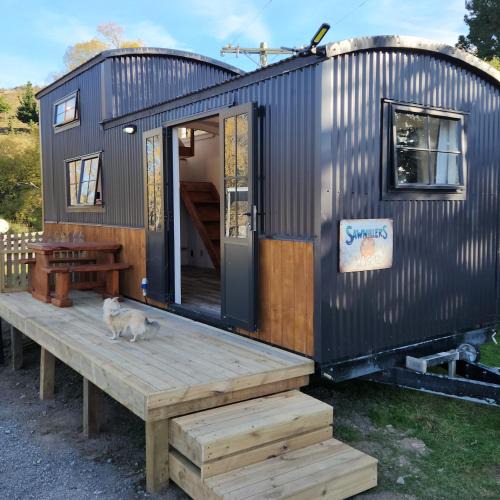 Burkes Pass Apartment | Sawmillers Wagon Gateway to Tekapo and the MacKenzie District