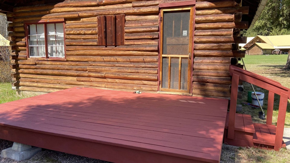 Seeley Lake Cabin | Sawtooth @ Seven Timbers-Cute 1 bedroom cabin with loft and lake view