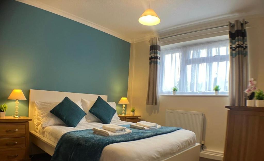 Burgess Hill Apartment | Sawyers Lodge