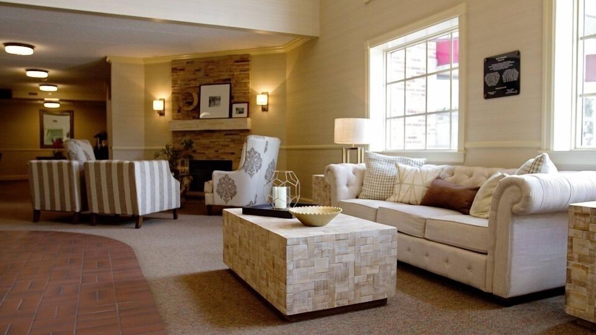 Alfred Hotel | Saxon Inn