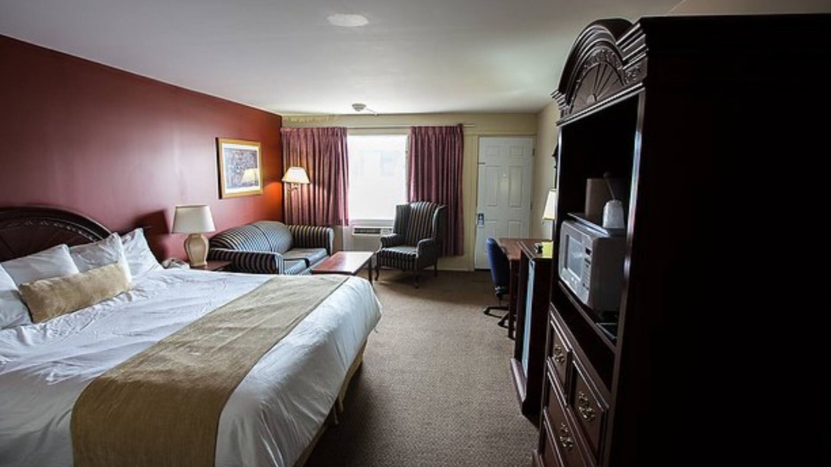 Chatham-Kent Hotel | Saxony Motel