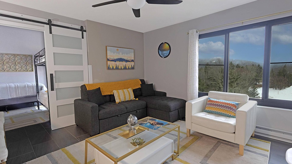 Snowshoe Condo | SC 5606: Top-notch & exclusive w/pool. Perfect for your next summer getway!