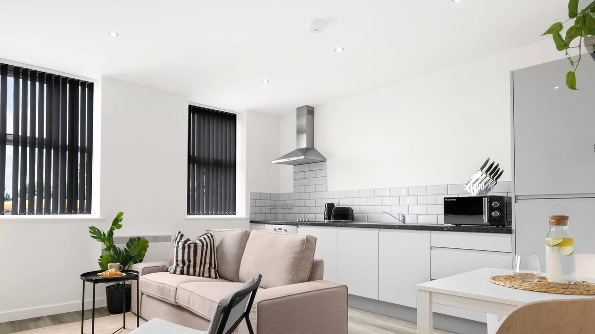 Balsall Common Apartment | SCA- Arden Apartment 4 Twin Bedroom Free Parking