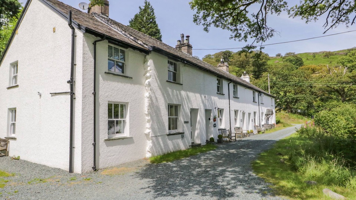 Borrowdale Cottage | SCALE FORCE, family friendly, with open fire in Rosthwaite