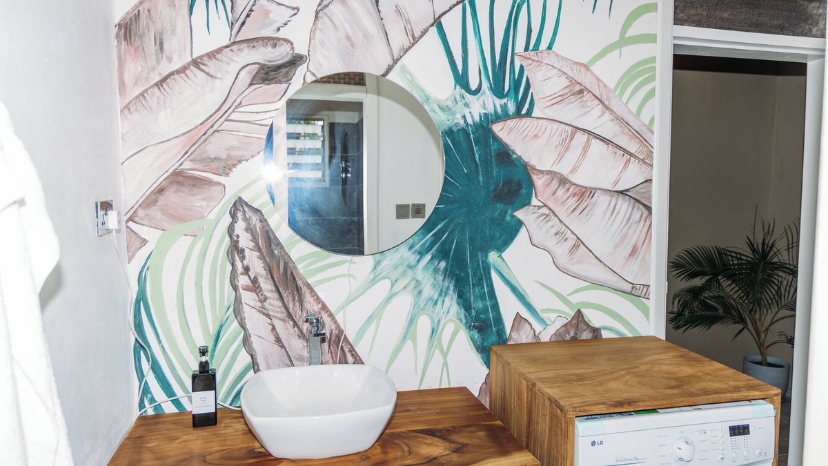 Cape Coast Villa | Scandi-inspired Retreat in Cape Coast - Near Kakum, Castles & Hans Cottage!