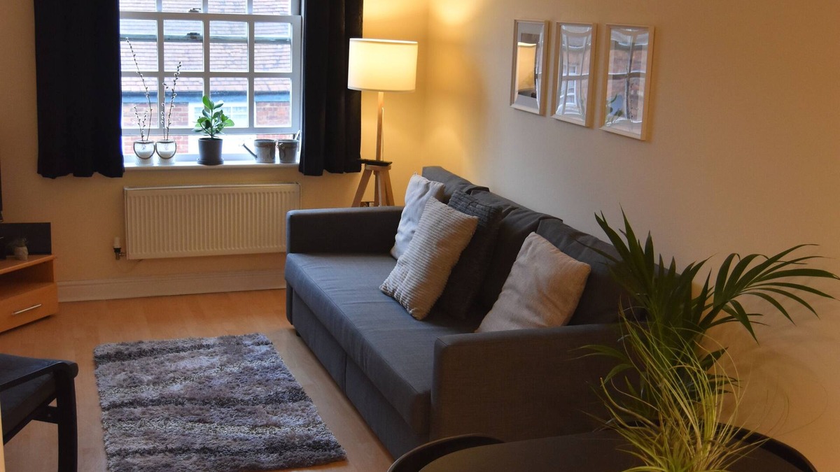 Worcester Apartment | Scandinavian City Centre Apartment